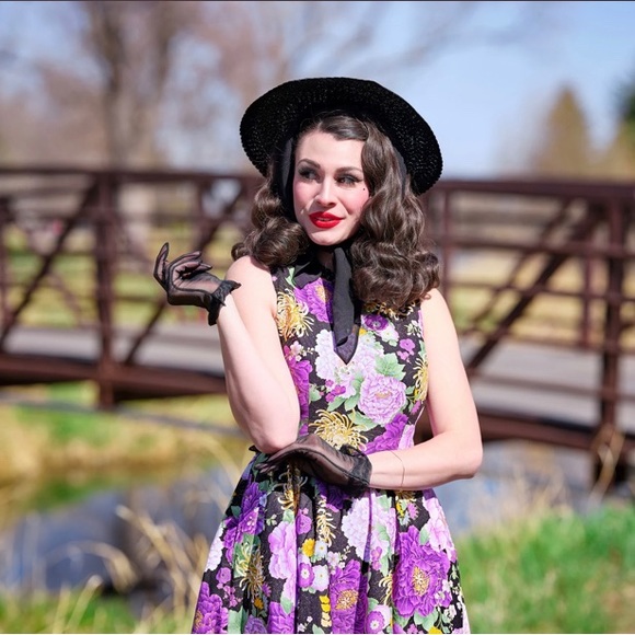 Retrolicious Purple Metallic Floral Dress - Picture 4 of 12